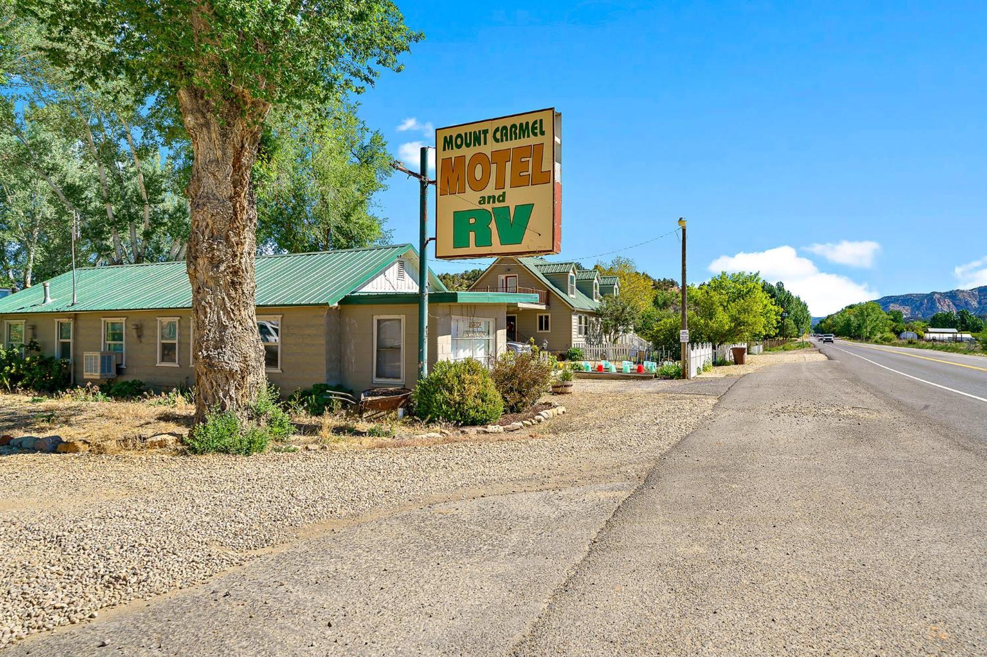 Mount Carmel Motel In Southern Utah Desert Room 6 Exteriör bild